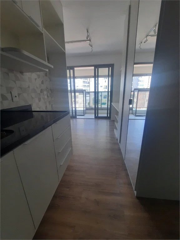 Apartamento à venda ou para alugar com 1 suíte em Sumarezinho, São Paulo, SP