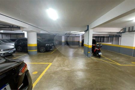 Apartamento à venda com 3 quartos, sendo 1 suíte, em Vila Olímpia, São Paulo, SP
