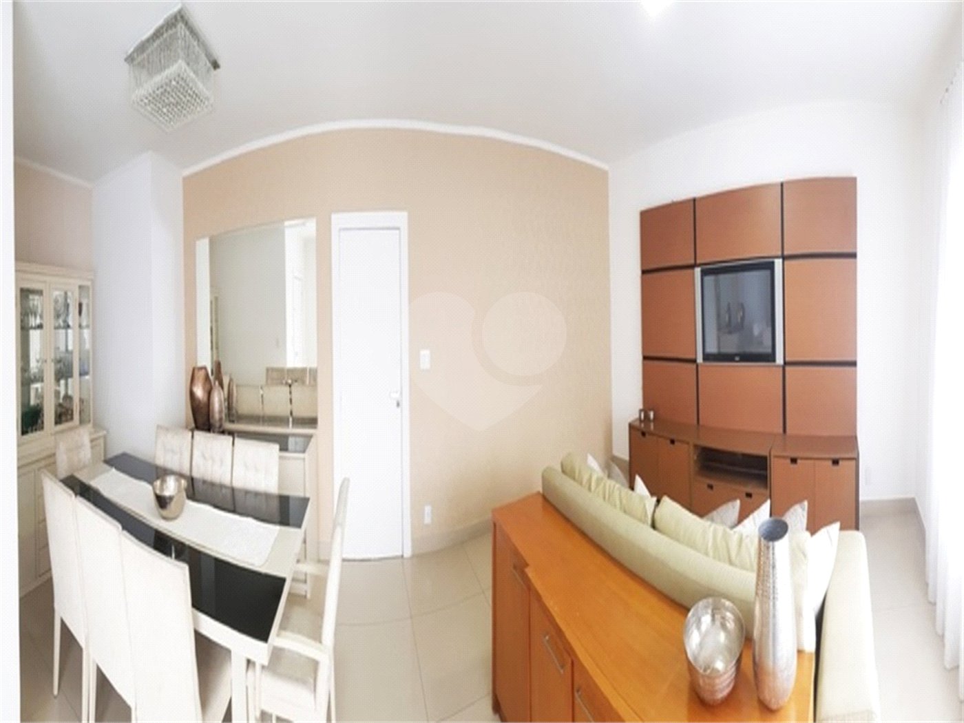 Casa Térrea à venda com 3 quartos, sendo 2 suítes,  em Vila Galvão, Guarulhos, SP