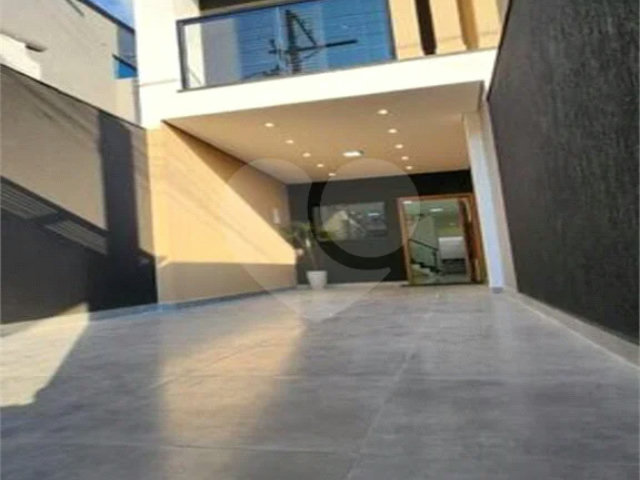 Casa à venda com 1 quarto, sendo 2 suítes,  no condomínio Residencial Oliveira, São Paulo - SP