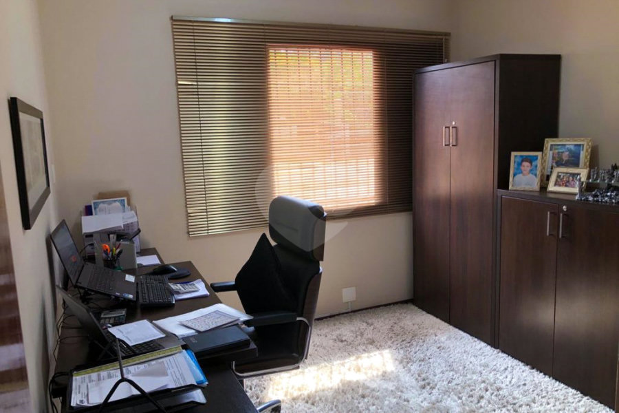 Sobrado à venda com 3 quartos, sendo 1 suíte, em Horto, São Paulo, SP