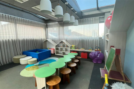 Apartamento à venda com 4 quartos, sendo 2 suítes,  em Pinheiros, São Paulo, SP
