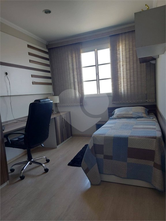 Sobrado à venda com 4 quartos, sendo 3 suítes, em Residencial Novo Horizonte I, Mogi das Cruzes, SP