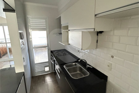 Apartamento à venda com 3 quartos, sendo 1 suíte, em Jardim Umarizal, São Paulo, SP