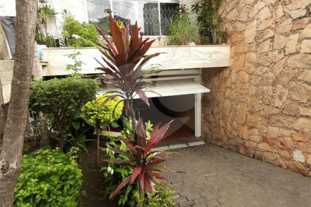 Casa à venda com 3 quartos, sendo 2 suítes, em Jardim São Paulo(zona Norte), São Paulo, SP