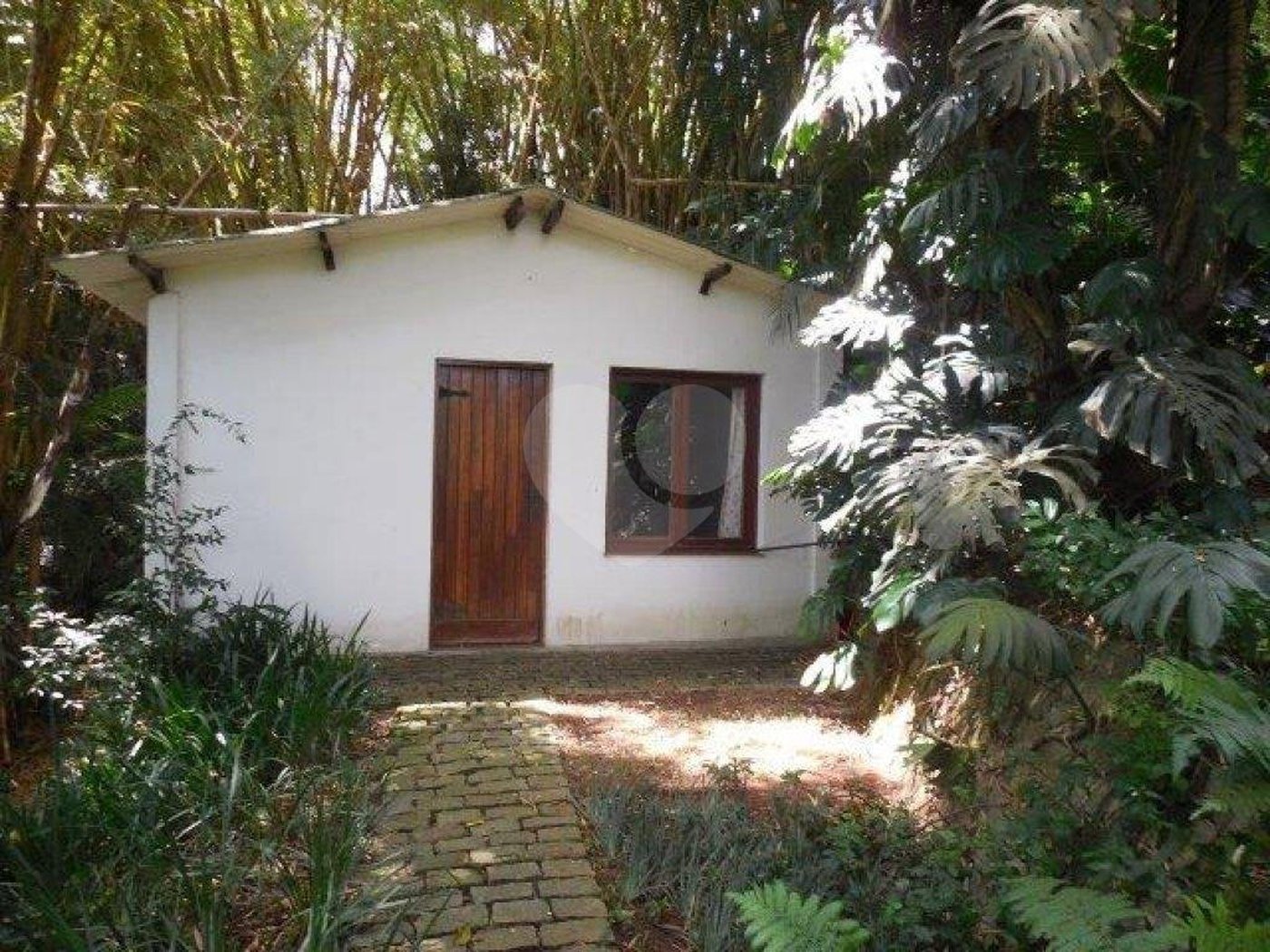 Casa à venda com 6 quartos, sendo 1 suíte, em Tremembé, São Paulo, SP