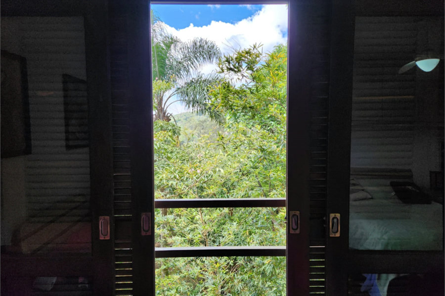Casa à venda com 5 suítes no condomínio Suíça da Cantareira, Mairiporã - SP