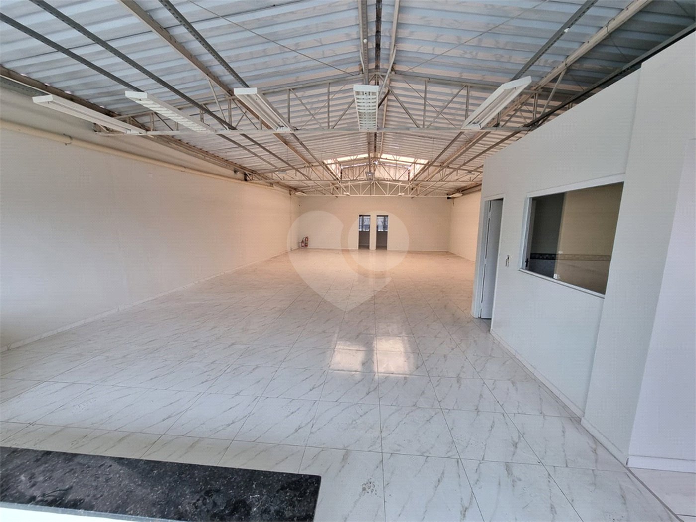 Salão Comercial à venda ou para alugar no Centro, Vinhedo, SP