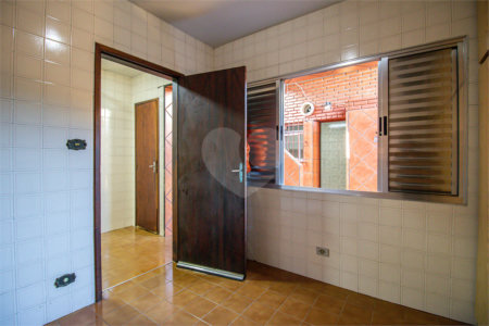 Sobrado à venda com 3 quartos em Vila Cruzeiro, São Paulo, SP