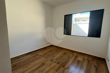 Sobrado à venda ou para alugar com 3 quartos, sendo 1 suíte, em Jardim dos Pinheiros, Atibaia, SP