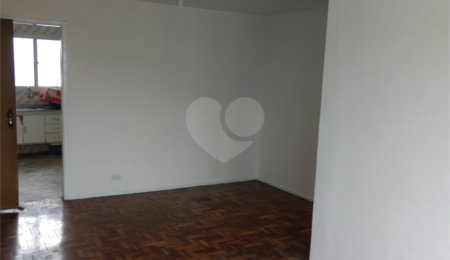 Apartamento à venda com 2 quartos, sendo 1 suíte,  em Cambuci, São Paulo, SP