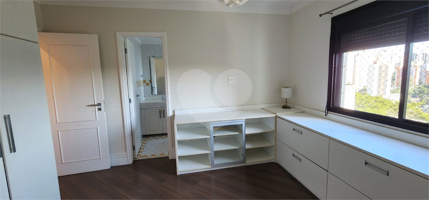 Apartamento à venda com 4 suítes em Paraíso do Morumbi, São Paulo, SP
