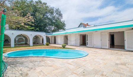 Casa Térrea à venda com 5 quartos, sendo 2 suítes,  em Jardim Marajoara, São Paulo, SP