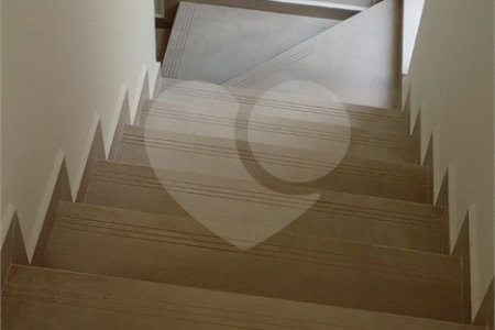 Casa à venda com 4 suítes no condomínio Estância Marambaia, Vinhedo - SP
