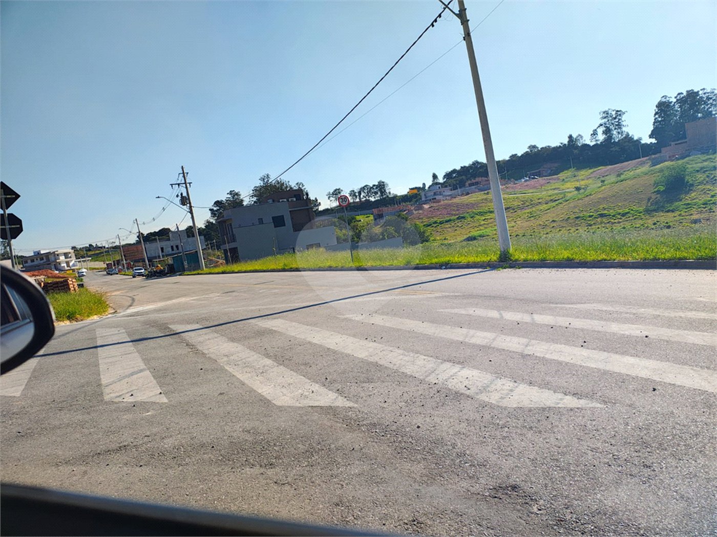 Terreno à venda no condomínio Lago Azul, Jundiaí - SP