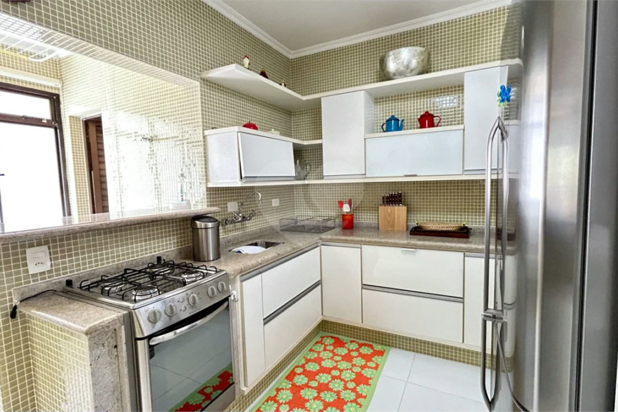 Apartamento à venda com 4 quartos, sendo 2 suítes,  em Riviera de São Lourenço, Bertioga, SP