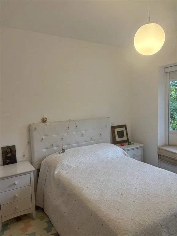 Apartamento com 4 dormitórios