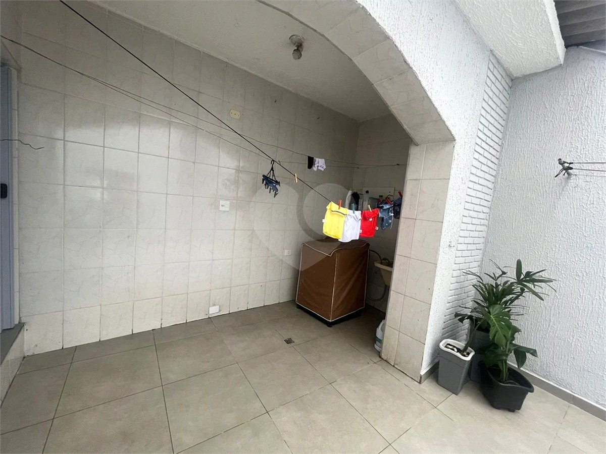 **SOBRADO À VENDA | 3 DORMITÓRIOS | 3 VAGAS | 147m² | PONTE GRANDE – GUARULHOS**