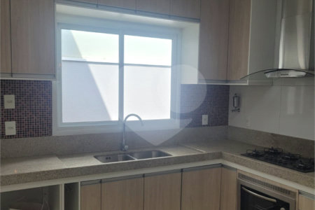 Indaiatuba- Condominio Maria Dulce-Venda e Locação - Terreno 300,00 ms - construido - 180,00 ms - Casa Terrea - 3 suites - escritório com ventilador, lavabo - cozinha com armários,forno, coifa e cooktop , ventilador - despensa - lavanderia com armarios- varanda gourmet com churrasqueira, quintal c