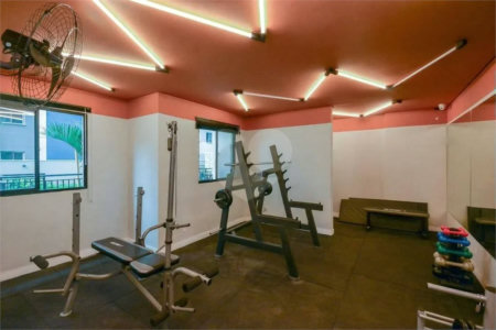Apartamento à venda com 3 quartos, sendo 1 suíte, em Campo Grande, São Paulo, SP