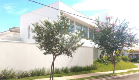 Casa à venda com 4 suítes no condomínio Residencial Damha III, São Carlos - SP