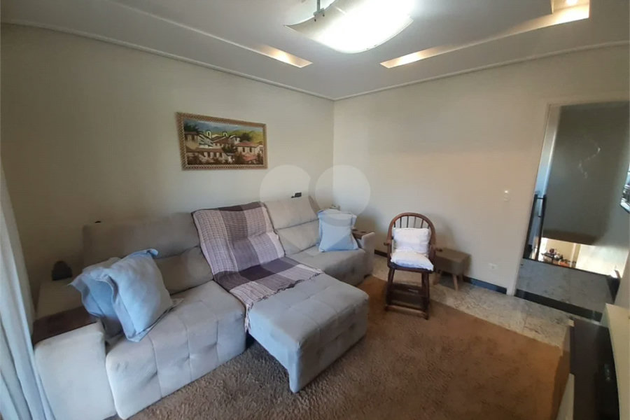 Ótima casa disponível para venda em Piracicaba, no Condomínio Residencial Village Des Lions no bairro Pompéia