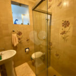 Apartamento de 03 Dormitórios com uma Vaga.