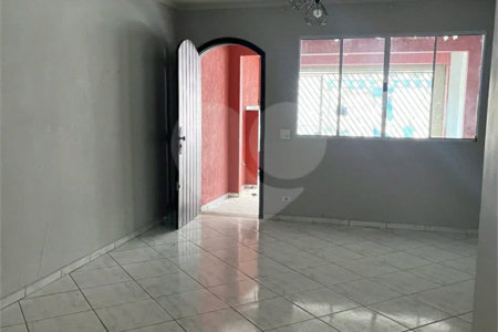 Casa com 125m², 2 dormitórios, 1 vaga, à venda na Vila Harmonia em Guarulhos.