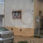 Casa térrea no Jardim São Carlos.