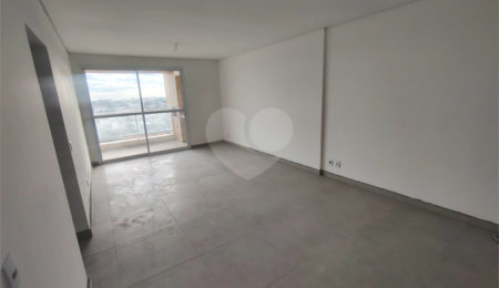 Apartamento à venda com 3 quartos, sendo 1 suíte,  em Centreville, São Carlos, SP