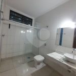 Casa de Alto Padrão à Venda e Locação no Parque Santa Mônica - São Carlos