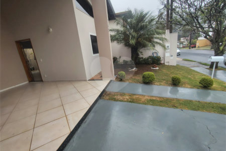 Casa à venda com 3 quartos, sendo 1 suíte,  no condomínio Bosque São Carlos, São Carlos - SP