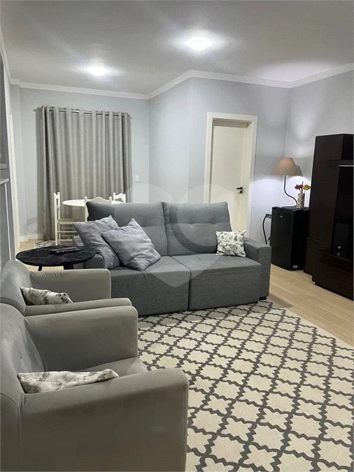 Lindo Sobrado com 3 suítes, à venda, 290 m², por R$ 2.340.000,00 no condomínio Helvetia Park em Indaiatuba/SP.