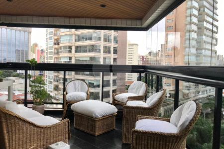 Apartamento Alto Padrão Excelente.