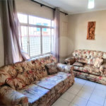 Excelente Sobrado eom ótima localização. Venha fazer uma visita.