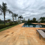 Casa á venda no condomínio Damha IV