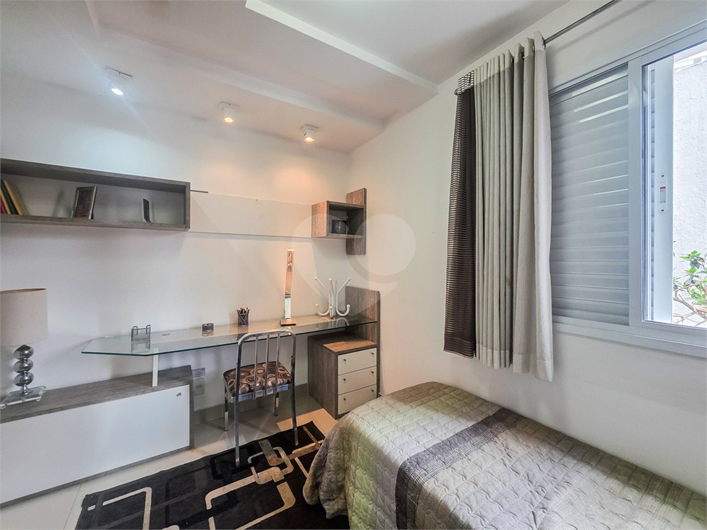 Apartamento - Ipiranga - 2 Quartos / Dormitórios - 1 Vaga - Venda / Compra