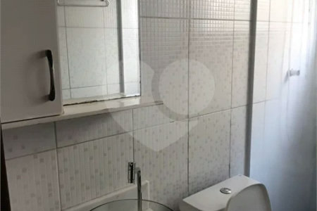 Casa térrea com 2 dormitórios à venda no Reneville, em Mairinque!