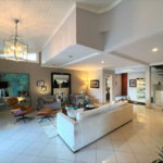Casa à venda com 4 suítes em Vila Santo Antônio, Cotia, SP