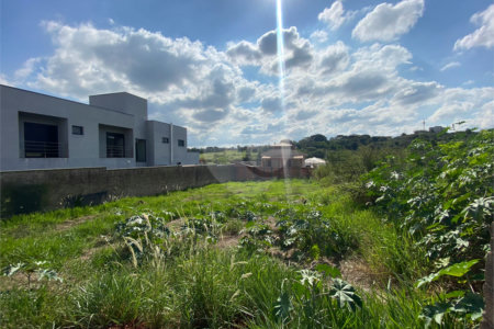 Terreno com 570,00 m² no Santa Mônica