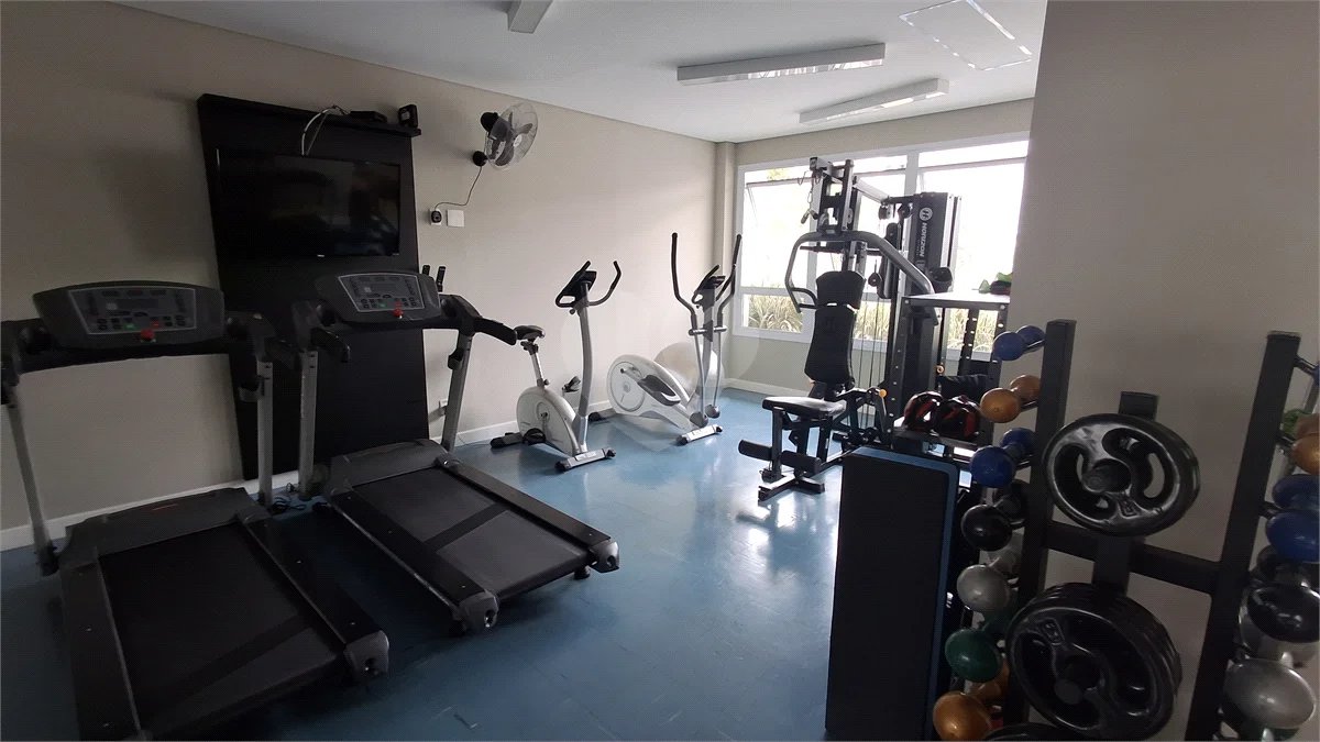 Apartamento com 2 vagas no Campo Belo