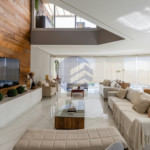 Duplex à venda com 3 quartos, sendo 3 suítes, em Vila Suzana 287m²
