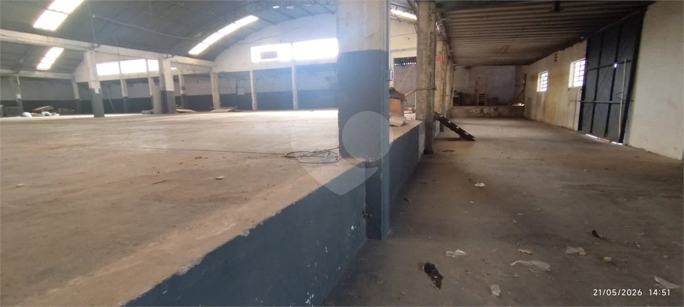 Excelente Galpão Industrial e Comercial em Jundiaí com AVCB e Zoneamento ZR3