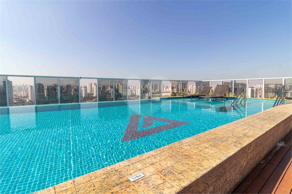 Apartamento Mobiliado de 48m² com Vista Incrível na Vila Gertrudes!