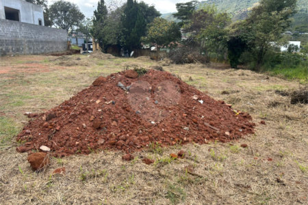 Excelente terreno com 493,65 metros quadrados com vista para a pedra grande em Atibaia sp.