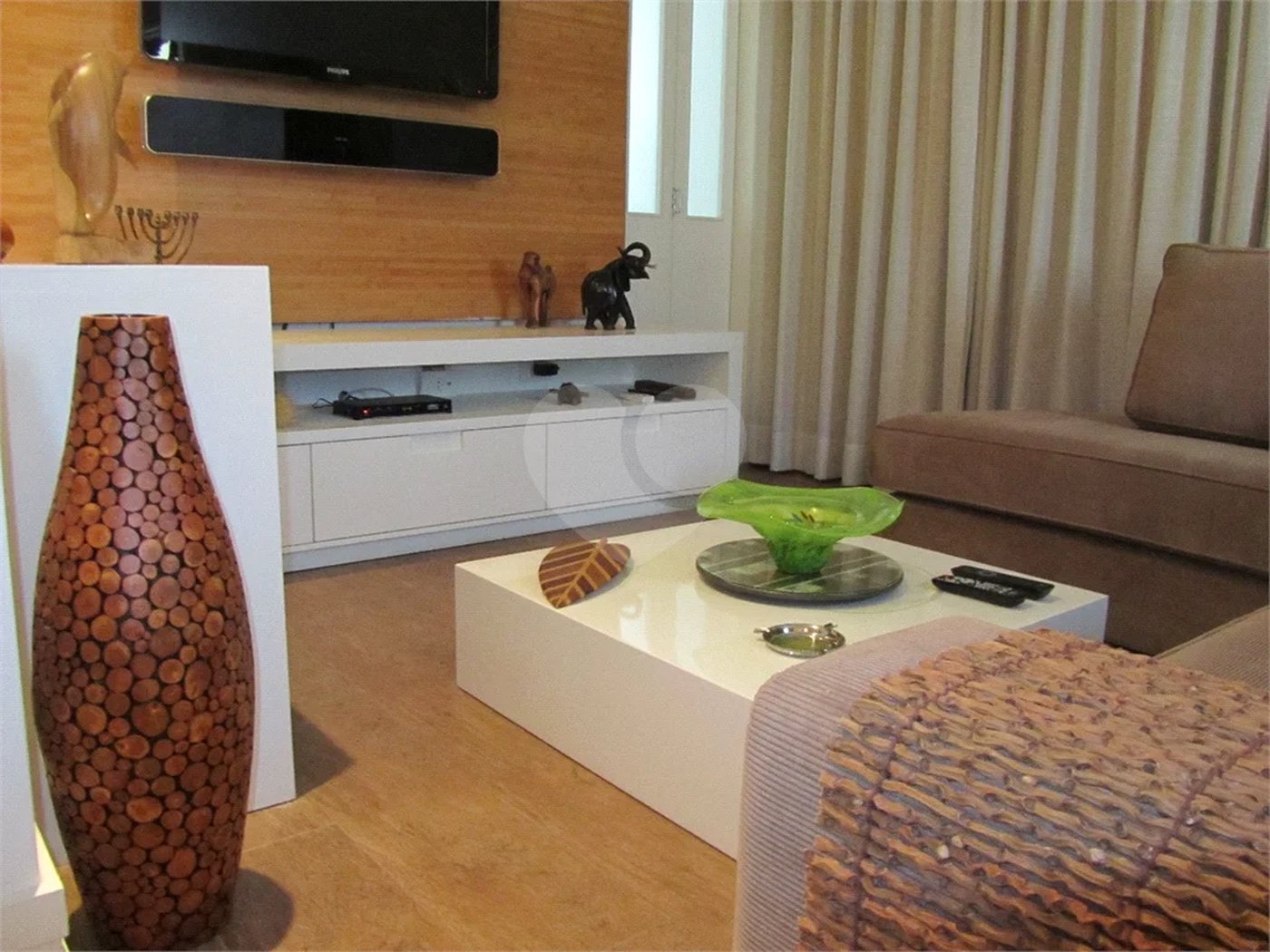 Cobertura Duplex com 126,metros quadrados próximo ao Shopping Pátio Paulista.