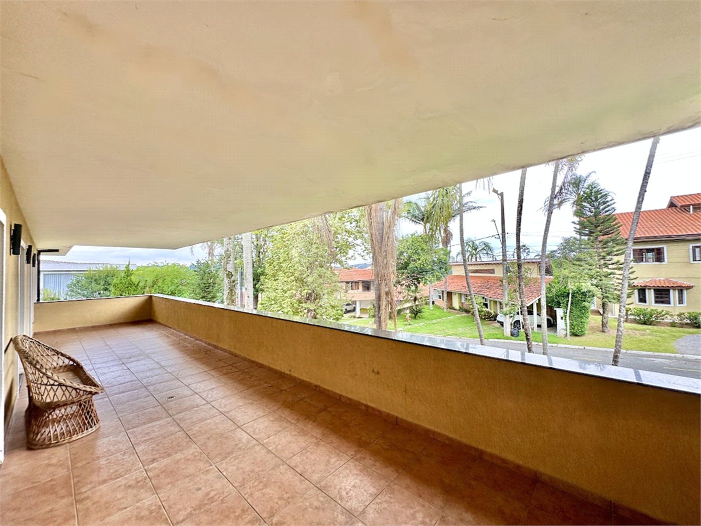 Casa á venda – Granja Viana