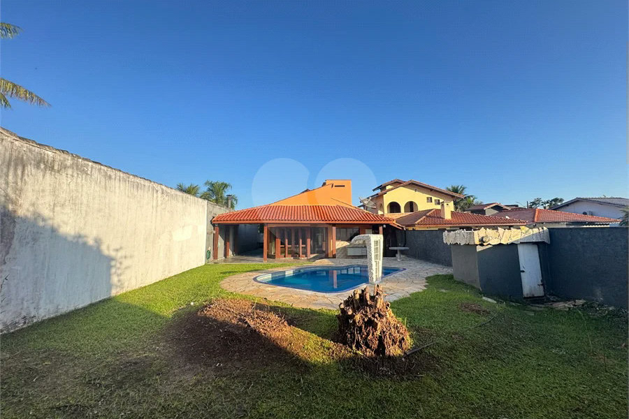 Casa à venda com 3 quartos, sendo 2 suítes, em Morada da Praia, Bertioga, SP