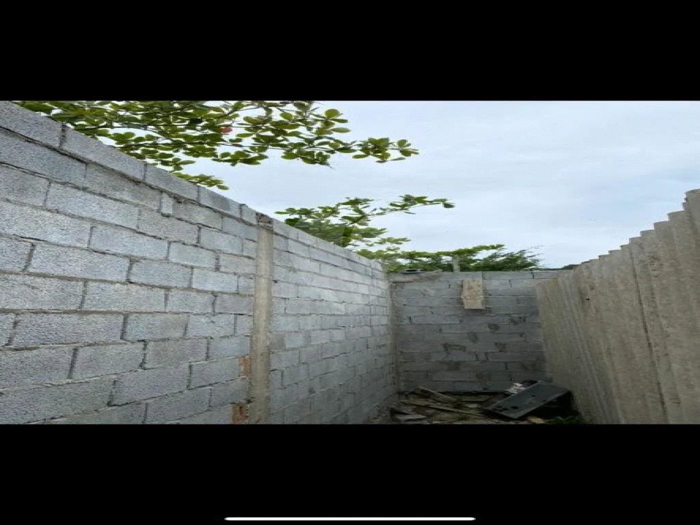 Terreno preparado para construção com 300 M2