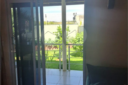 Casa Ampla com 5 Dormitórios, Piscina e Lazer Completo em Terreno de 1.260 m²